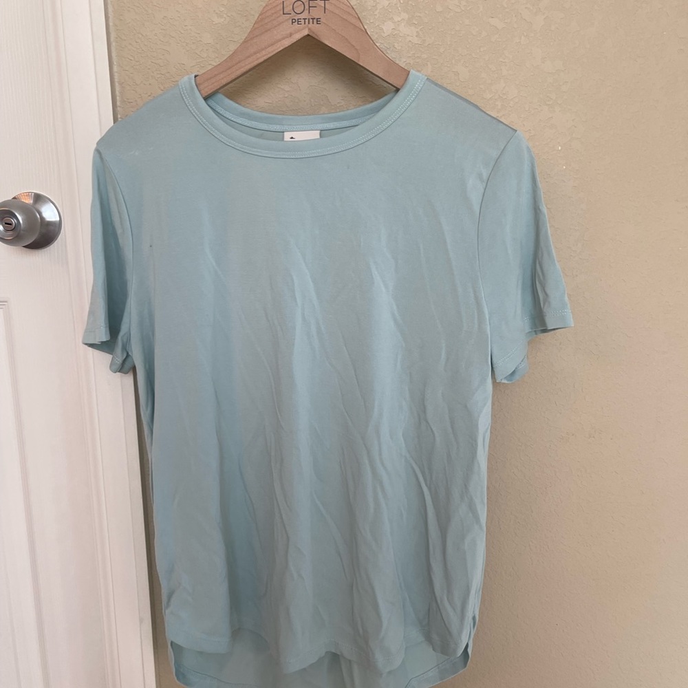 Light weight t-shirt